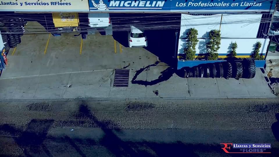 Video comercial de Llantas y Servicios Flores: llantas y servicio mecánico